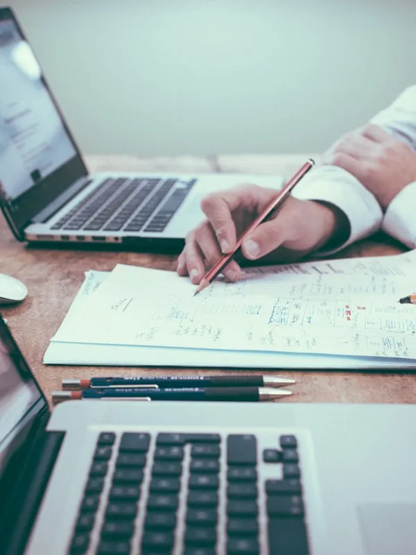 Financial audit charts data